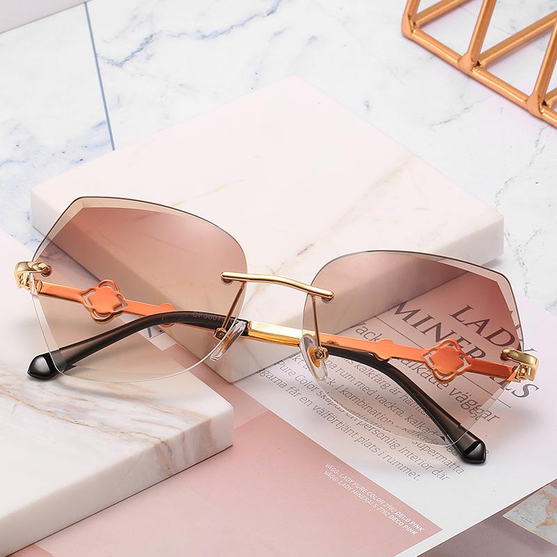 2021 cross border new rimless sunglasses, European and American trends, diamond rimmed glasses, fashion and exquisite trimming Sunglasses