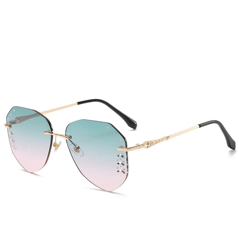 2020 new frameless sunglasses fashion personality diamond trimming pilot sunglasses female gradient glasses