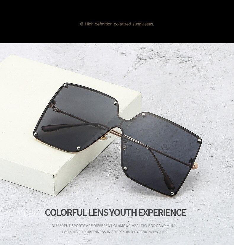 Fashion Square Sunglasses Women Designer 2021 Trend New Alloy Frame Oversize Gradient Shades