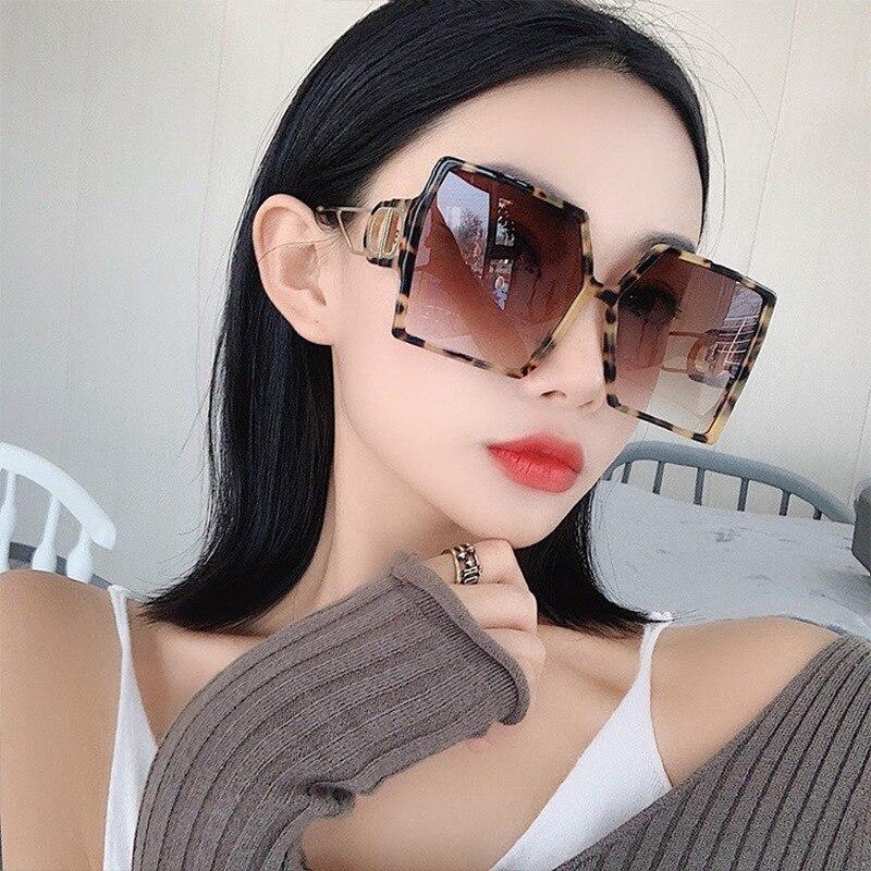 Fashion Protable Big Square Women Gradient Sunglasses