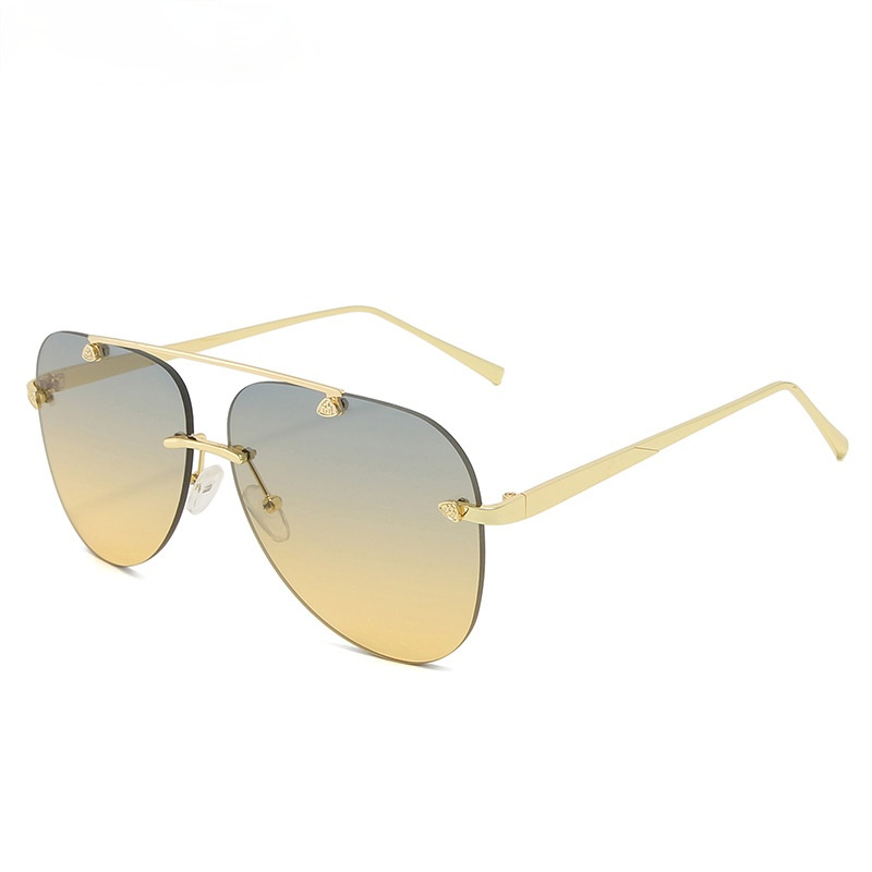 New Fashion Metal Sunglasses Frameless Gradual change frog mirror